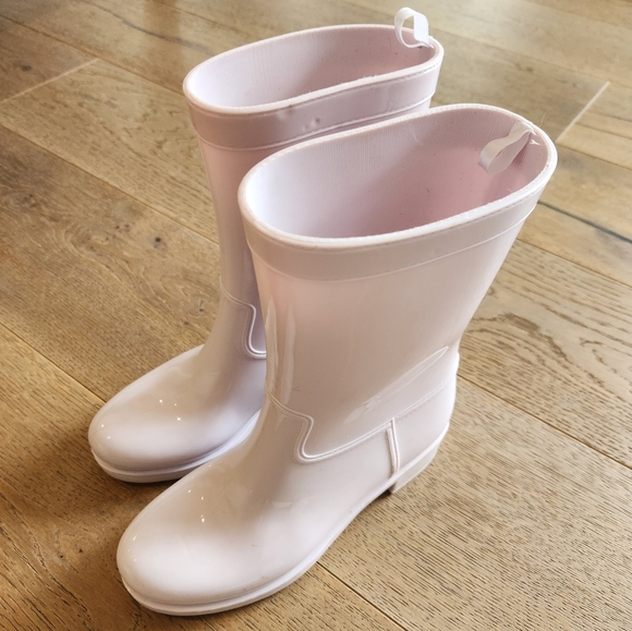 New Joe Fresh Rainboots - Picture 1 of 3